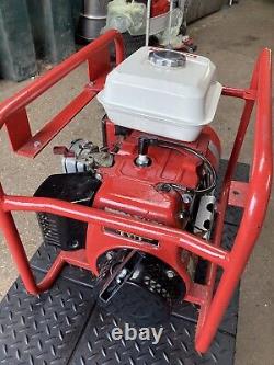2.8 kVA Mikita Portable Petrol Generator 230 V & 110v