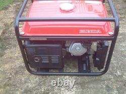Honda EB3000X Portable Petrol Generator 3.5KVA 110v/240v Outputs- New
