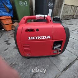 Honda EU22i 2200W Inverter Generator Basically New, 4hrs Use
