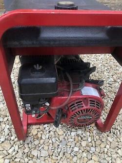 Honda Generac generator used Mc 2500 FF