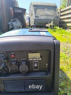 Hyundai HY3200SEI 3200W Portable Inverter Generator with Remote Control