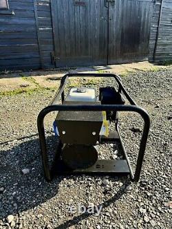 Petrol Generator Honda GX200 Pramac E4000 3.4 KVA 110v / 240v