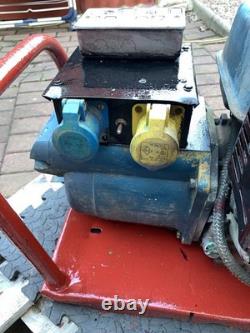 Portable Generator 110/240 V