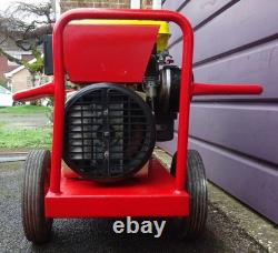 Robin Powerful 4kW petrol generator 115 / 230V Subaru Robin engine. Wheeled