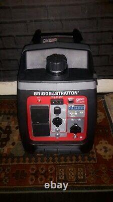Briggs & Stratton P2400 PowerSmart Série Générateur à essence 2400W (030801)