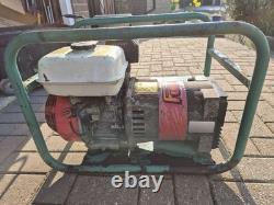 Générateur 110 V de 3 kVA à moteur Honda