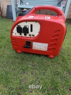 Générateur Inverseur Clarke Ig2200a 2,2 Kilowatts avec Deux Prises 13a, 230v