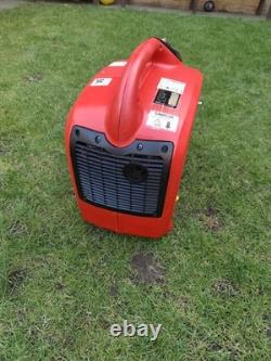 Générateur Inverseur Clarke Ig2200a 2,2 Kilowatts avec Deux Prises 13a, 230v