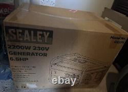 Générateur Sealey G2201 2200W 230V 6.5 HP à essence 4 temps Neuf dans sa boîte