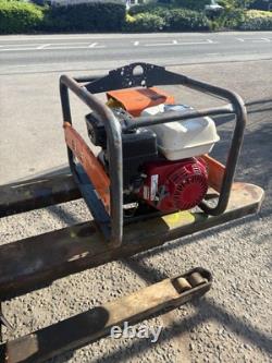 Générateur à cadre ouvert empilable à essence Altrad Belle GPX 3400