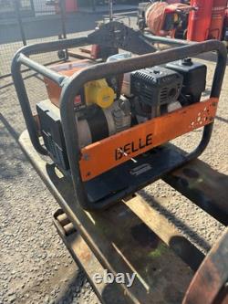 Générateur à cadre ouvert empilable à essence Altrad Belle GPX 3400