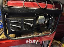 Générateur à essence 2,8 KVA d'occasion GWO
