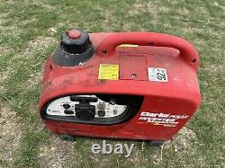 Générateur d'onduleur Clarke Power Inverter 1000W Essence IG1000 Portable 230V Rouge Noir