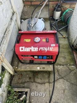 Générateur de puissance Clarke PG3800 Rouge