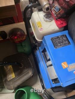 Groupe électrogène à souder Weld Baby entièrement portable, soudez n'importe où. Utilisé une fois.