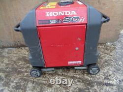 Honda Eu 30 Est Générateur Utilisé En Très Bon État
